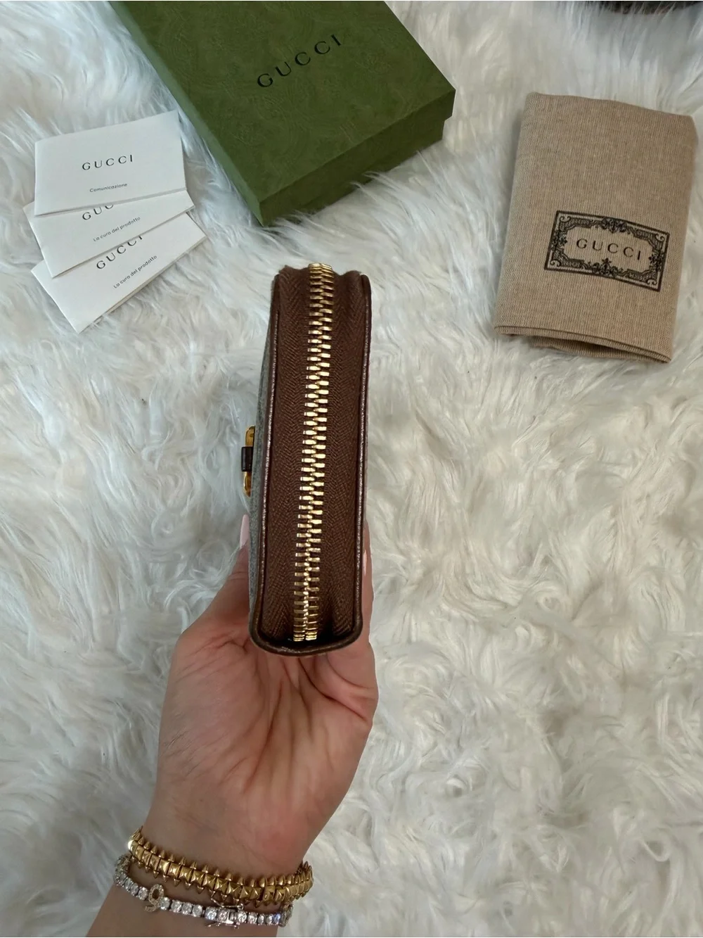 Gucci GG Supreme Zip Card Holder with Brown Leather & Gold Horsebit